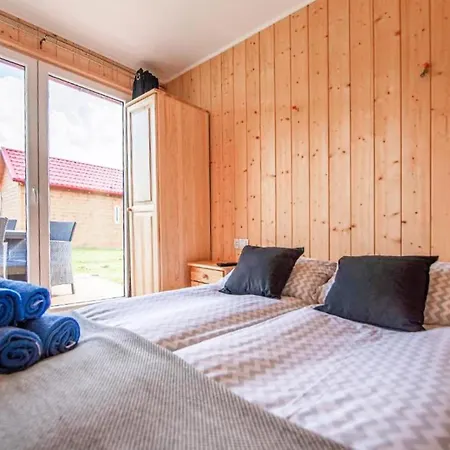 בית נופש 2 Bedroom Cozy In